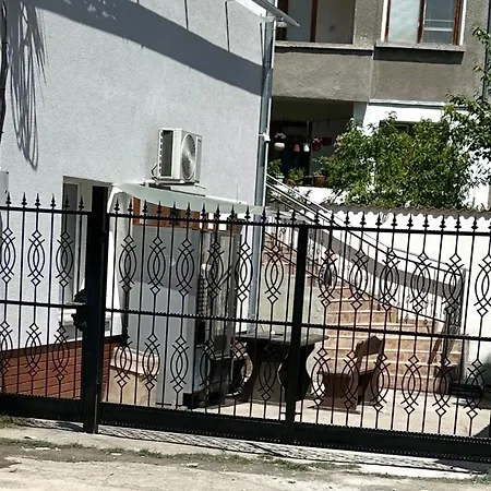 Апартаменты за гости-фотинова