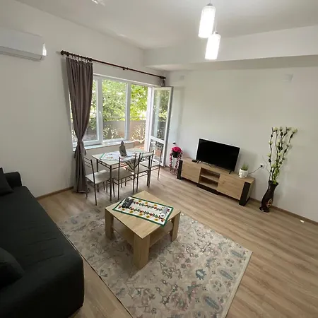 за гости-фотинова попово Apartament *