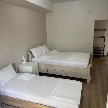 за гости-фотинова попово Appartamento Bŭnzarito