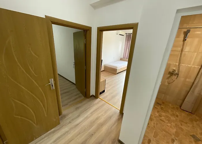 за гости-фотинова попово Apartamento Bunzareto